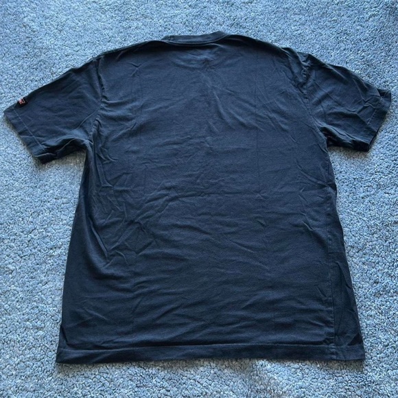 💨𝗡𝗔𝗩𝗬 𝗕𝗟𝗨𝗘 𝗗𝗜𝗖𝗞𝗜𝗘𝗦 𝗣𝗢𝗖𝗞𝗘𝗧 𝗧-𝗦𝗛𝗜𝗥𝗧💨 - Picture 3 of 5